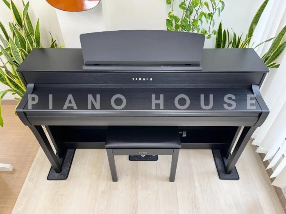 Hình ảnh chi tiết YAMAHA CLP-745 B góc chụp 2